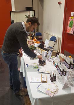 Setting Up the Crystal Herbs Stand Setting Up the Crystal Herbs Stand